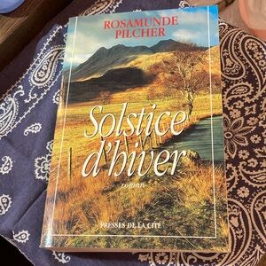 Solstice d'hiver by Rosamunde Pilcher Softcover Book